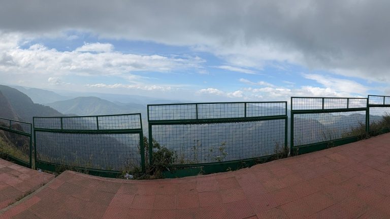 Parunthanpara kuttikanam